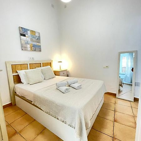 Апартаменты Santa Paula. Centrico Y Acogedor. Севилья Экстерьер фото