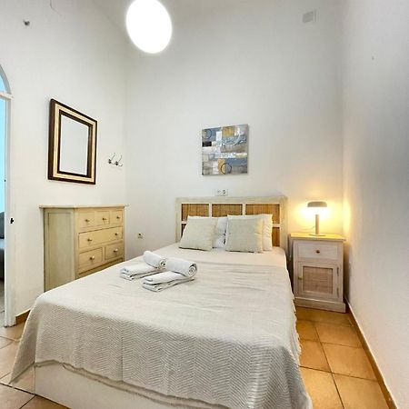 Апартаменты Santa Paula. Centrico Y Acogedor. Севилья Экстерьер фото
