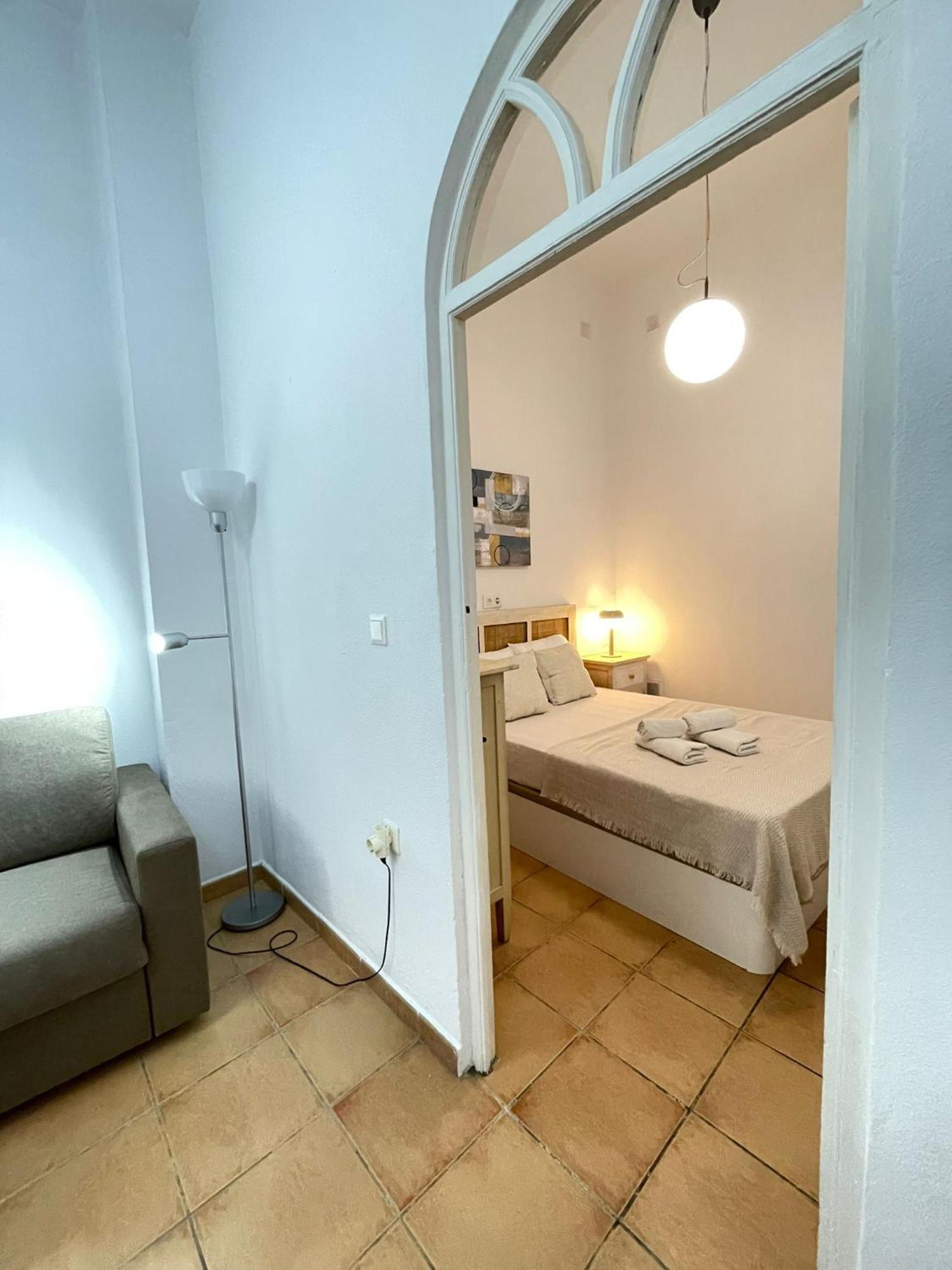 Апартаменты Santa Paula. Centrico Y Acogedor. Севилья Экстерьер фото